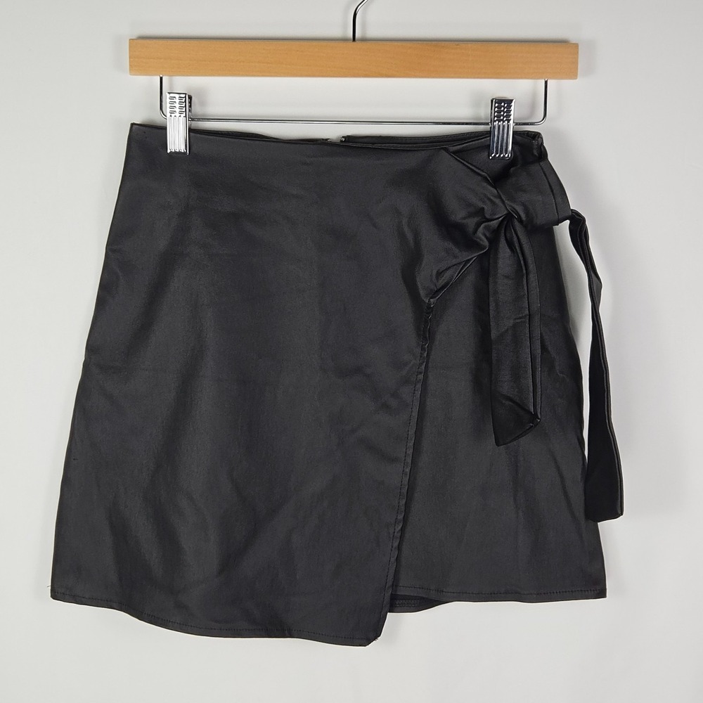 Originality Small Black Faux Leather Wrap Mini Skirt Side Tie Goth Night Out USA